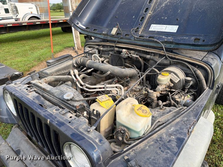 image for item OE9660 2003 Jeep Wrangler SUV