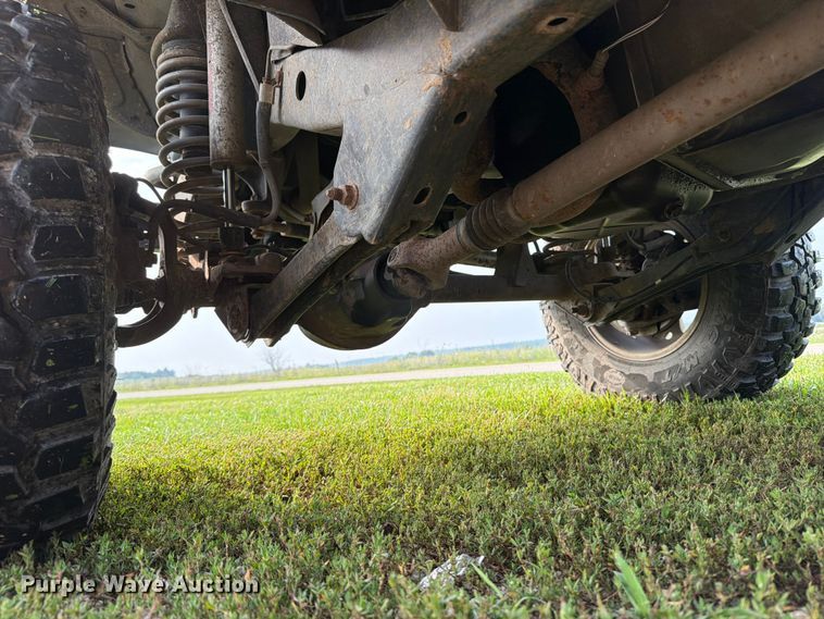image for item OE9660 2003 Jeep Wrangler SUV
