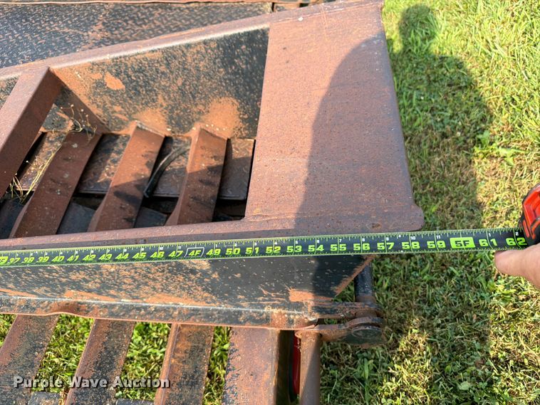 image for item OE9662 2013 Maxey Trailers Mfg equipment trailer