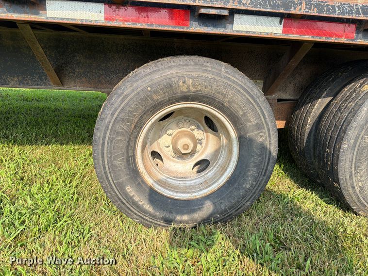 image for item OE9662 2013 Maxey Trailers Mfg equipment trailer