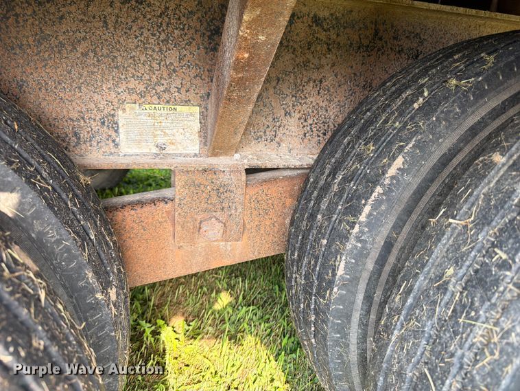 image for item OE9662 2013 Maxey Trailers Mfg equipment trailer