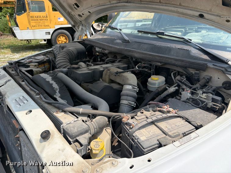 image for item OE9676 2001 Dodge Ram 2500 Ext. Cab pickup truck