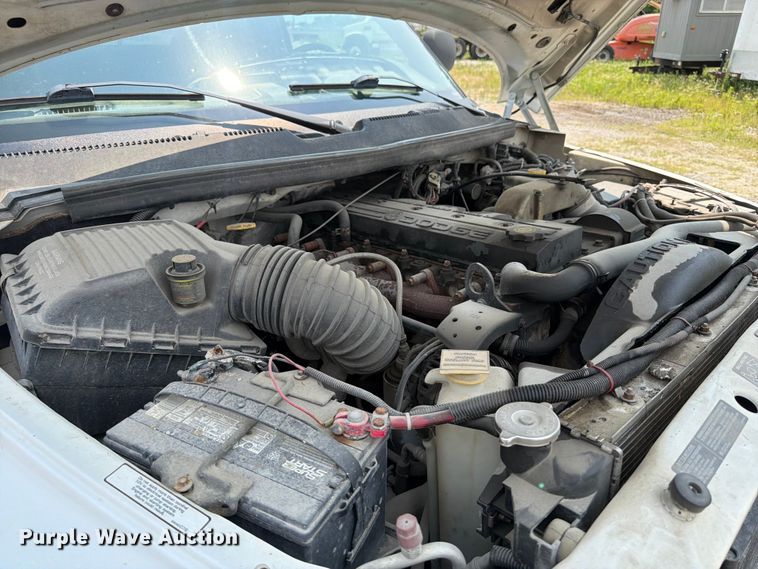 image for item OE9676 2001 Dodge Ram 2500 Ext. Cab pickup truck
