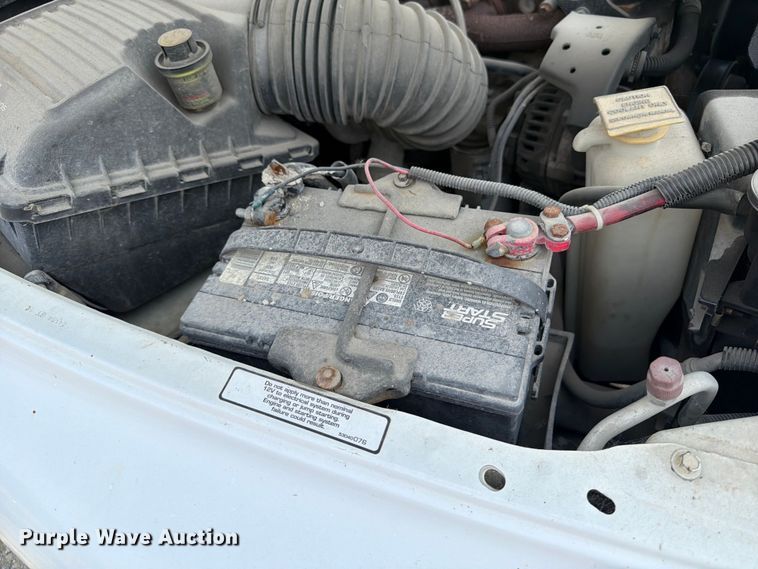 image for item OE9676 2001 Dodge Ram 2500 Ext. Cab pickup truck