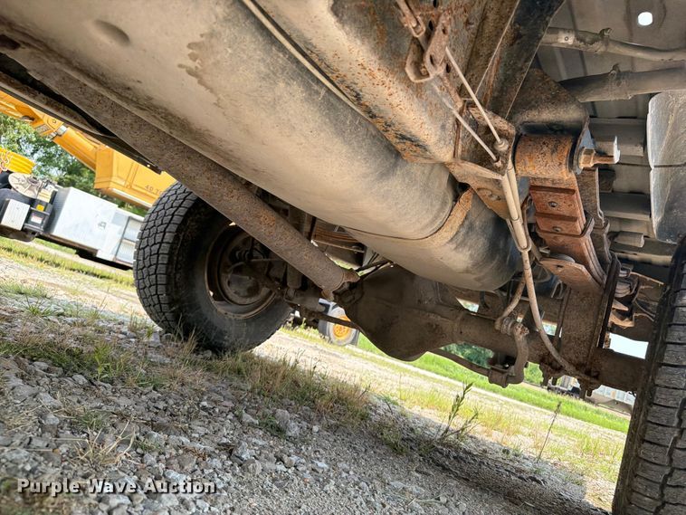 image for item OE9676 2001 Dodge Ram 2500 Ext. Cab pickup truck