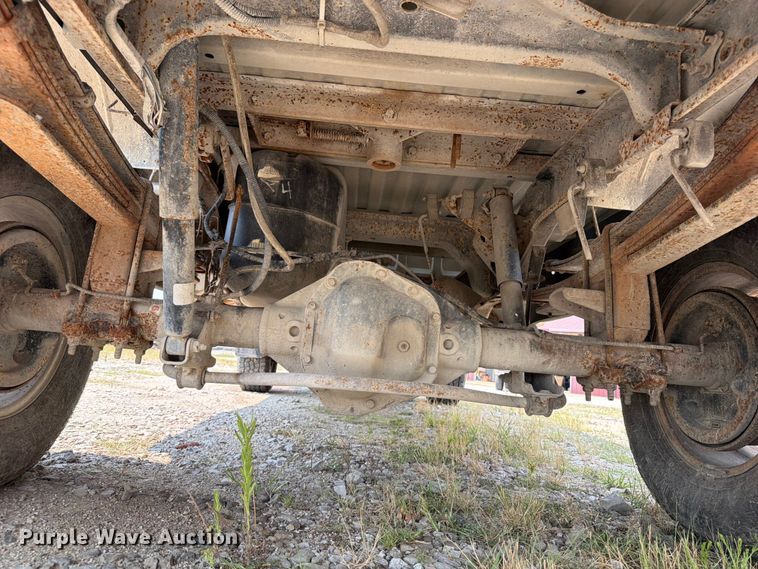 image for item OE9676 2001 Dodge Ram 2500 Ext. Cab pickup truck