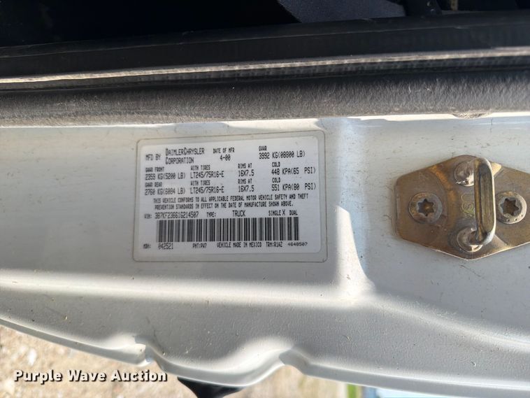 image for item OE9676 2001 Dodge Ram 2500 Ext. Cab pickup truck