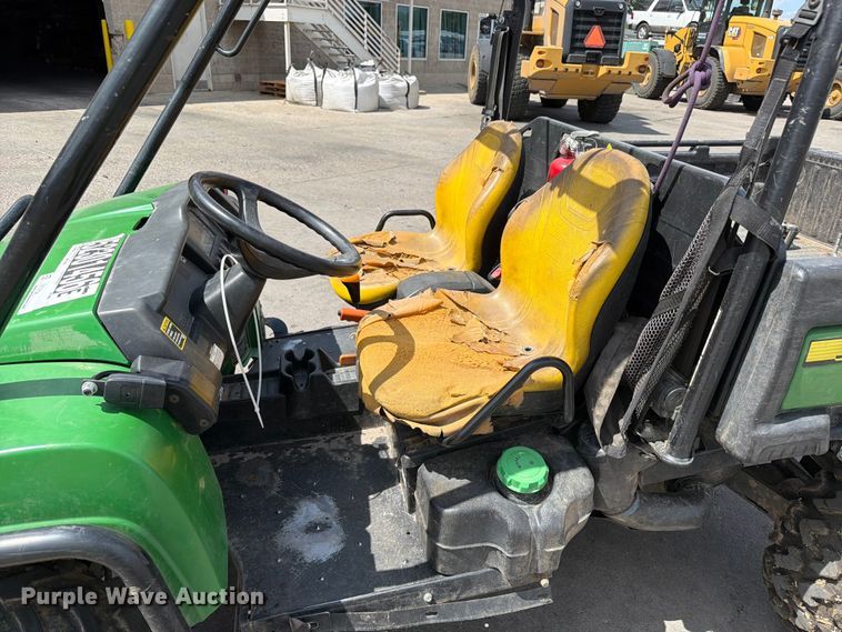 image for item YA3434 2014 John Deere 855D utility vehicle