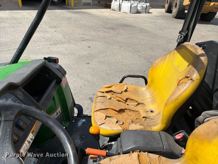 image for item YA3434 2014 John Deere 855D utility vehicle