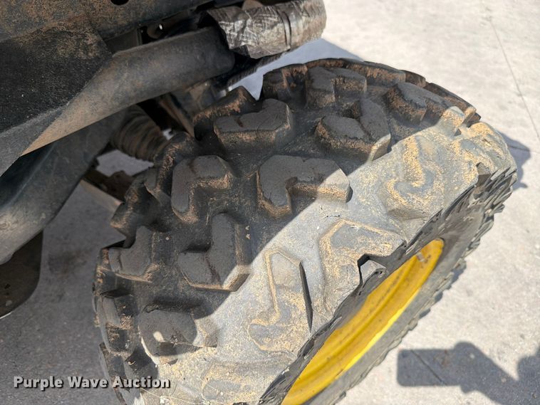 image for item YA3434 2014 John Deere 855D utility vehicle