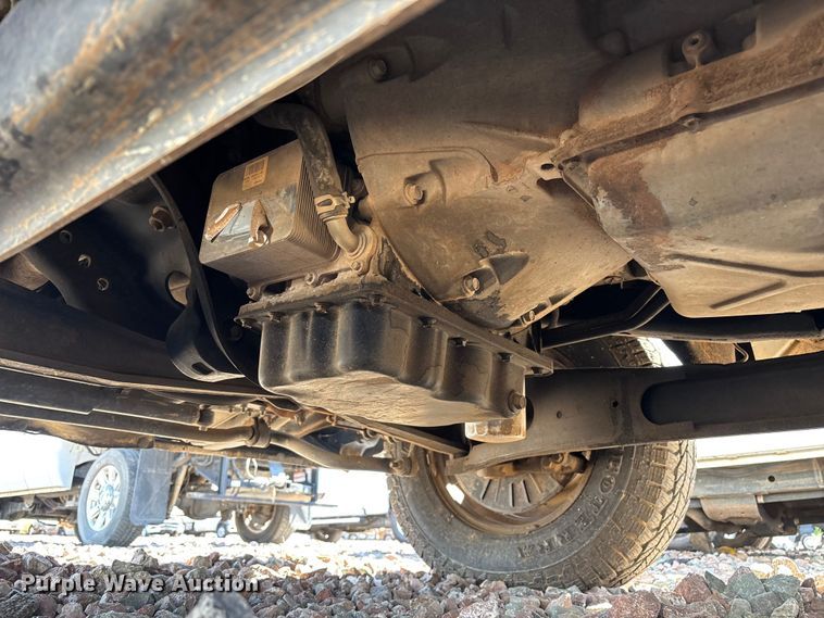 image for item YA3561 2012 Ford F350 Super Duty Ext. Cab flatbed pickup truck