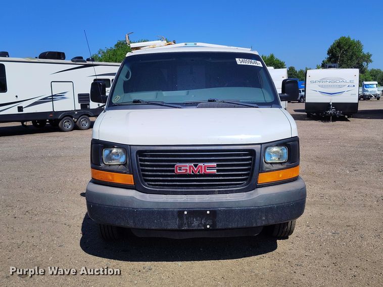 image for item YA3616 2015 GMC Savana 2500 van