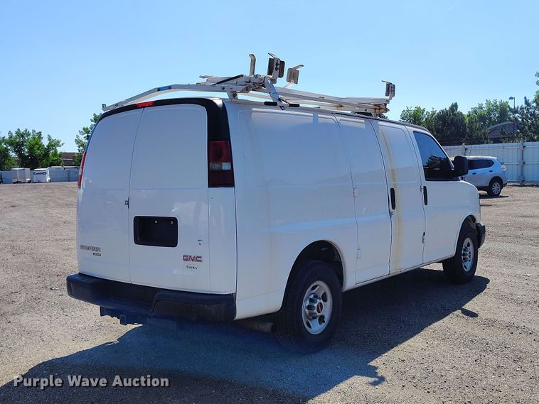 image for item YA3616 2015 GMC Savana 2500 van