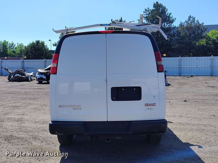 image for item YA3616 2015 GMC Savana 2500 van