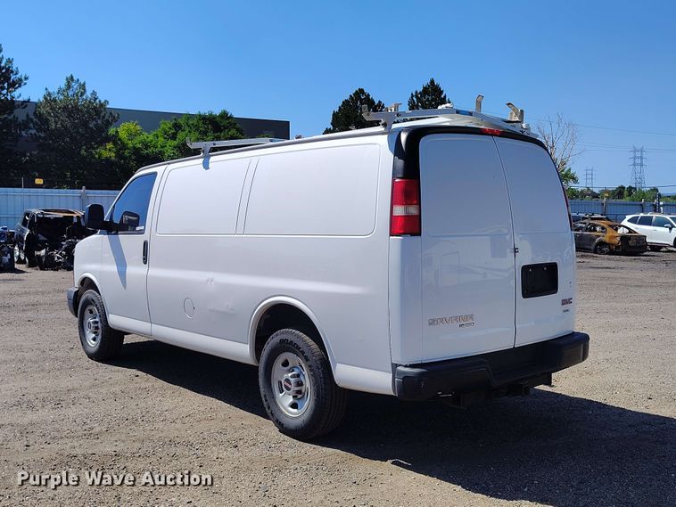 image for item YA3616 2015 GMC Savana 2500 van