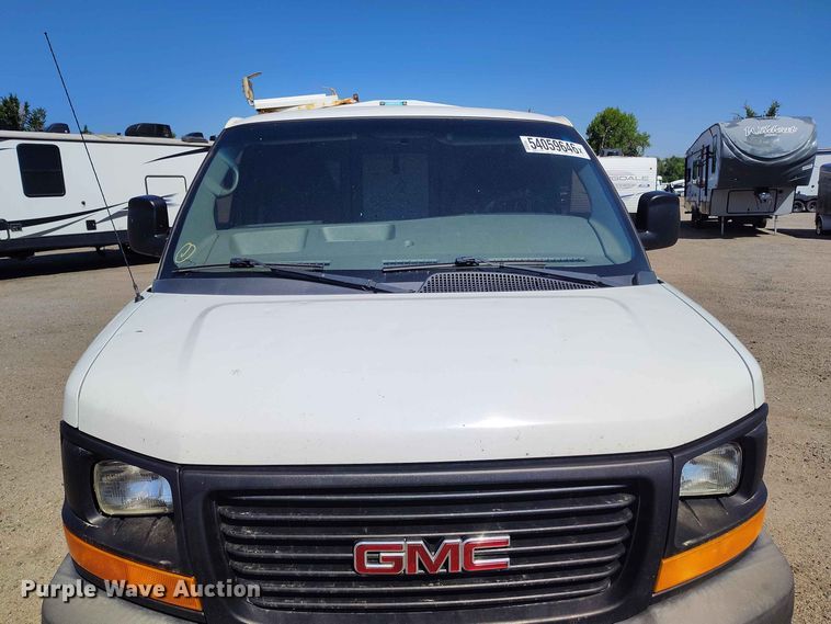 image for item YA3616 2015 GMC Savana 2500 van