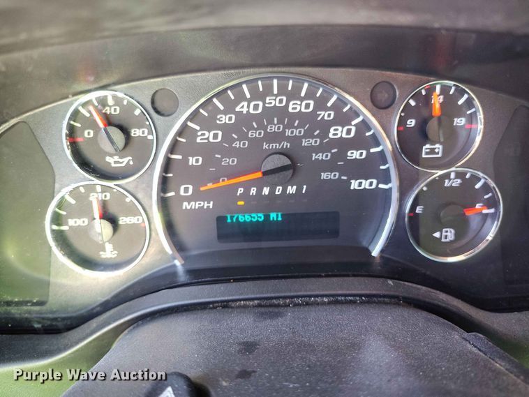 image for item YA3616 2015 GMC Savana 2500 van