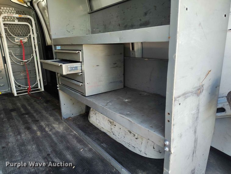 image for item YA3616 2015 GMC Savana 2500 van