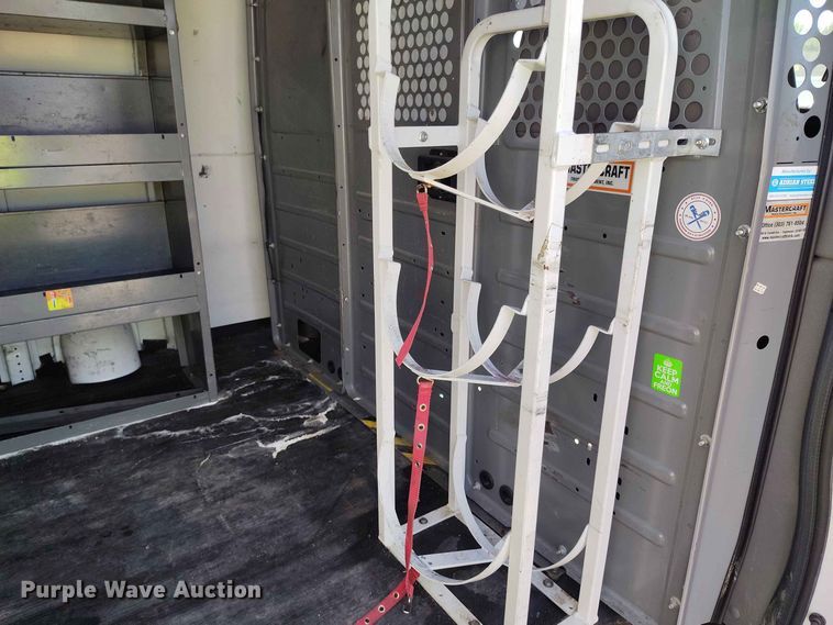 image for item YA3616 2015 GMC Savana 2500 van