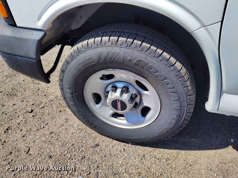 image for item YA3616 2015 GMC Savana 2500 van