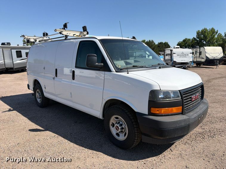 image for item YA3617 2018 GMC Savana 2500 van
