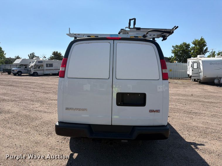 image for item YA3617 2018 GMC Savana 2500 van