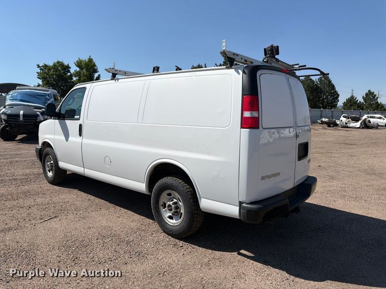 image for item YA3617 2018 GMC Savana 2500 van