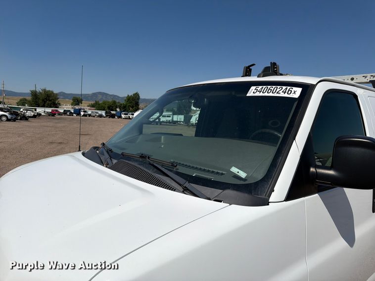image for item YA3617 2018 GMC Savana 2500 van