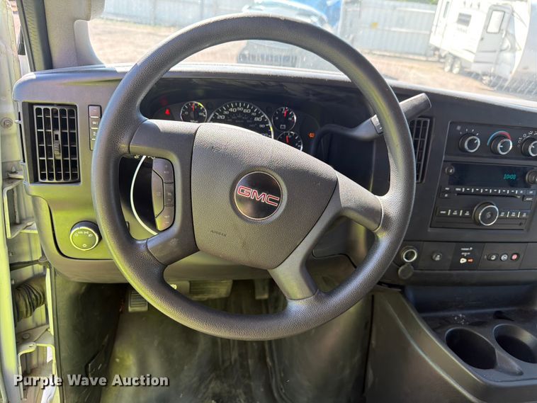 image for item YA3617 2018 GMC Savana 2500 van