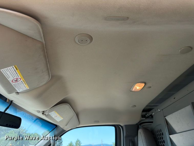 image for item YA3617 2018 GMC Savana 2500 van