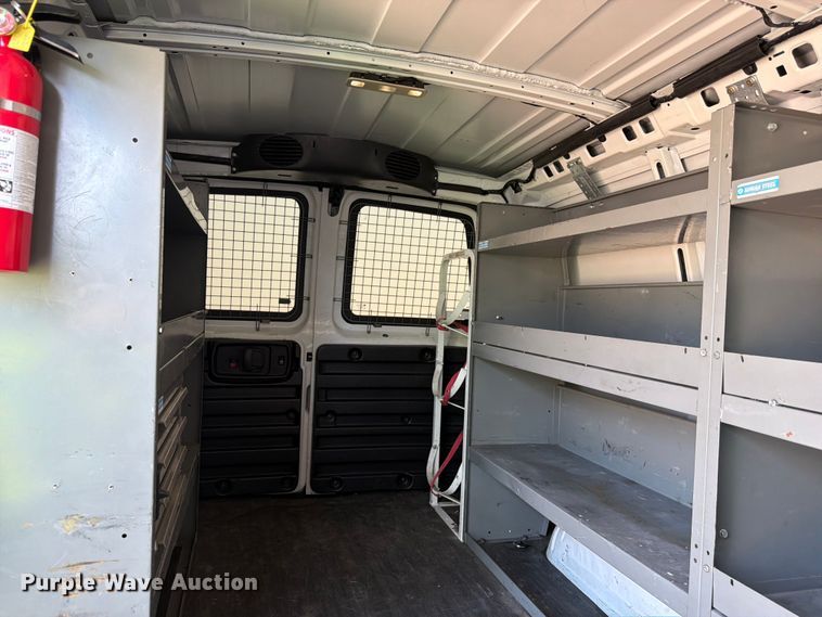 image for item YA3617 2018 GMC Savana 2500 van