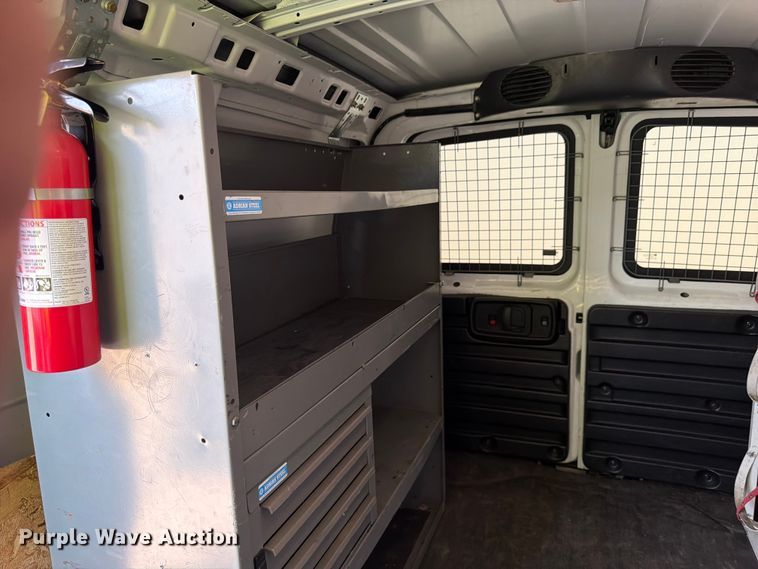 image for item YA3617 2018 GMC Savana 2500 van