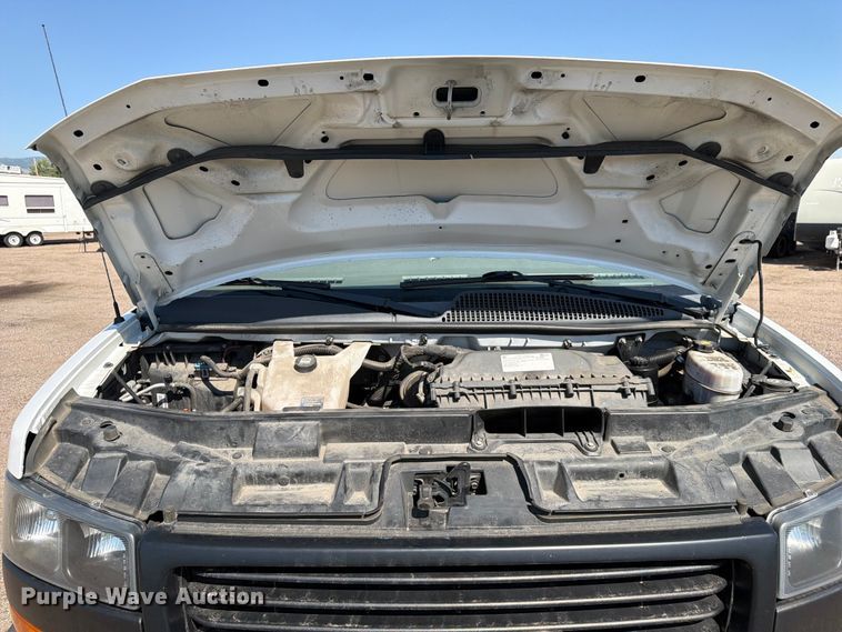 image for item YA3617 2018 GMC Savana 2500 van