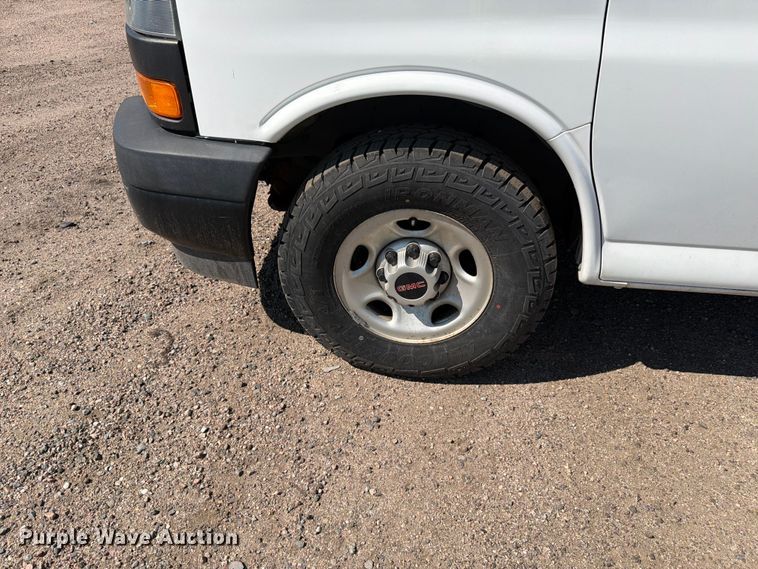 image for item YA3617 2018 GMC Savana 2500 van