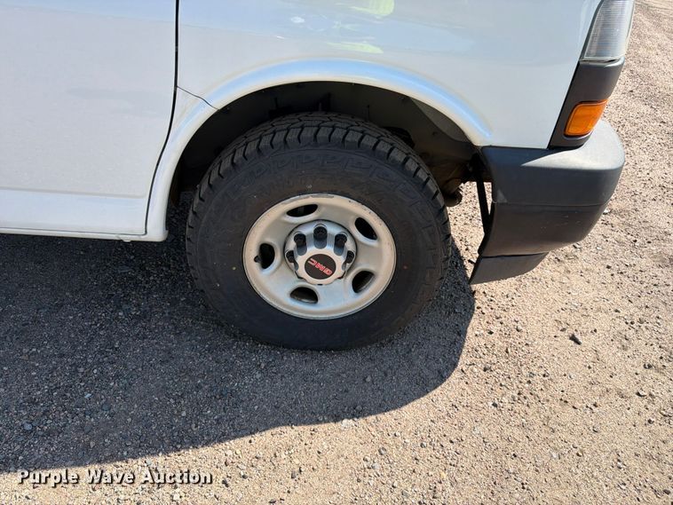 image for item YA3617 2018 GMC Savana 2500 van