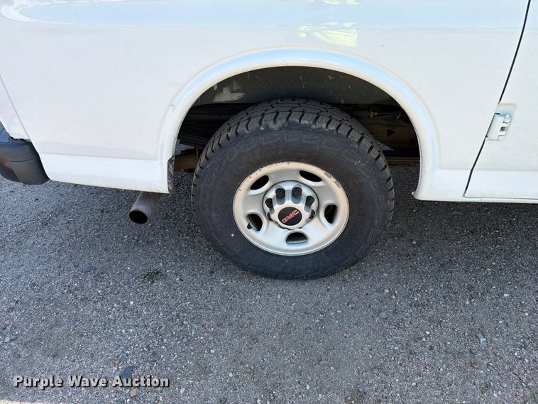 image for item YA3617 2018 GMC Savana 2500 van