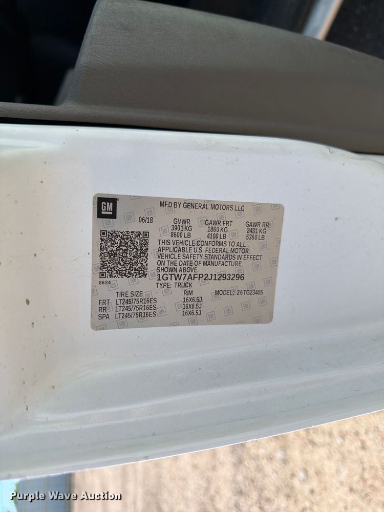 image for item YA3617 2018 GMC Savana 2500 van
