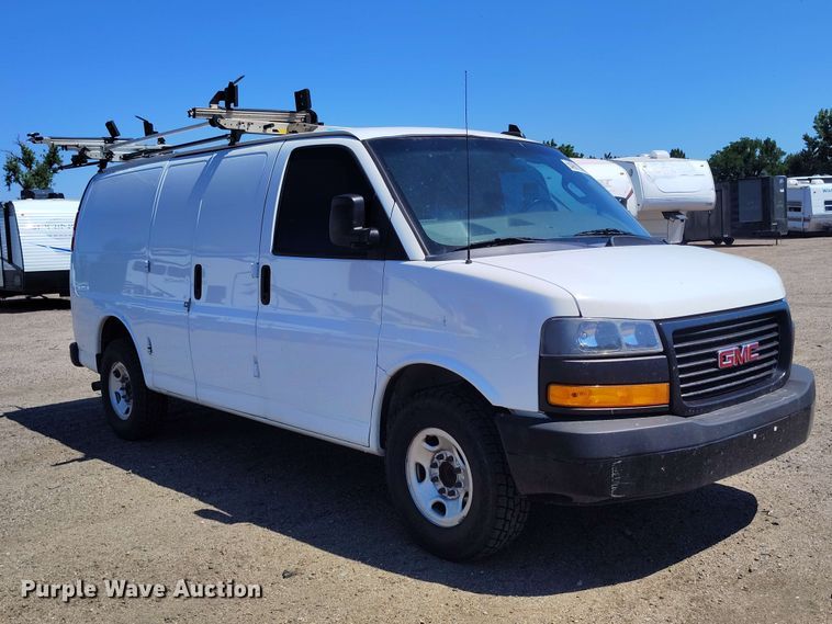 image for item YA3618 2020 GMC Savana 2500 van