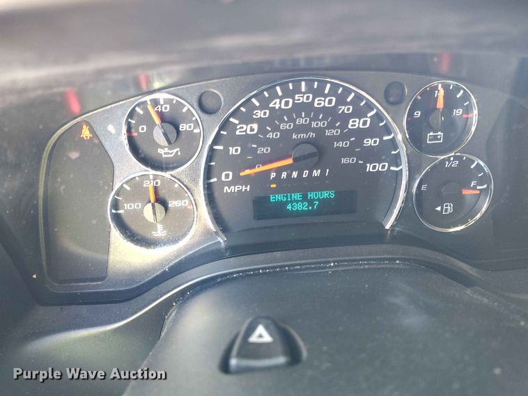 image for item YA3618 2020 GMC Savana 2500 van