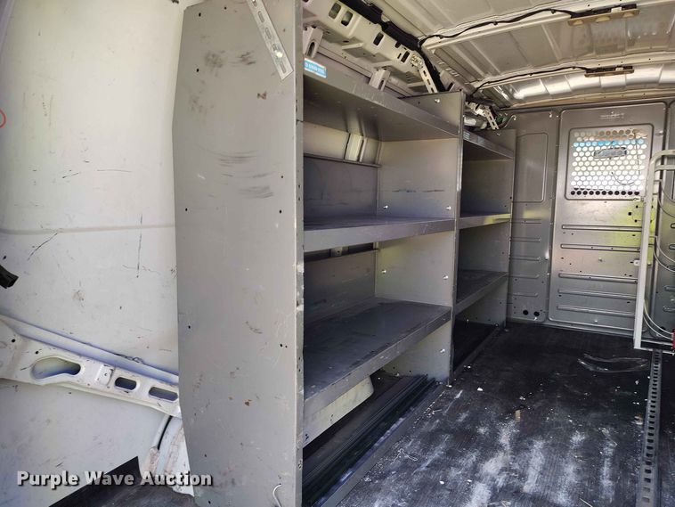 image for item YA3618 2020 GMC Savana 2500 van