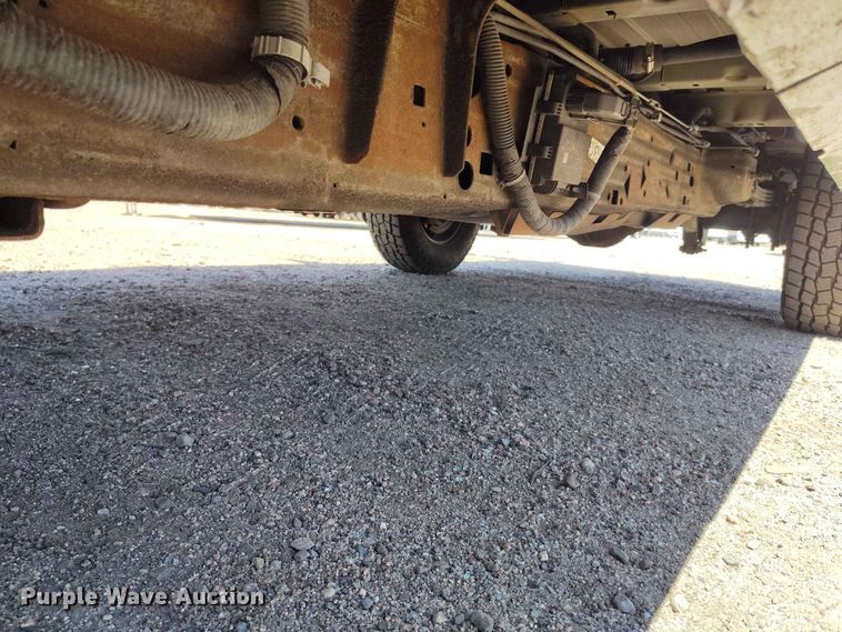 image for item YA3618 2020 GMC Savana 2500 van