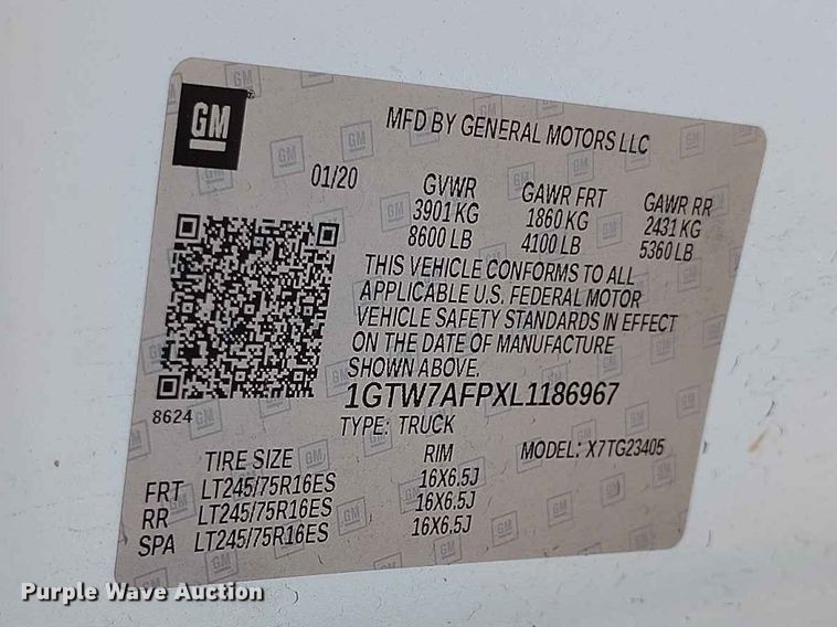 image for item YA3618 2020 GMC Savana 2500 van
