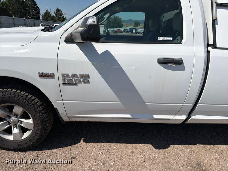 image for item YA3621 2019 RAM 1500 pickup truck