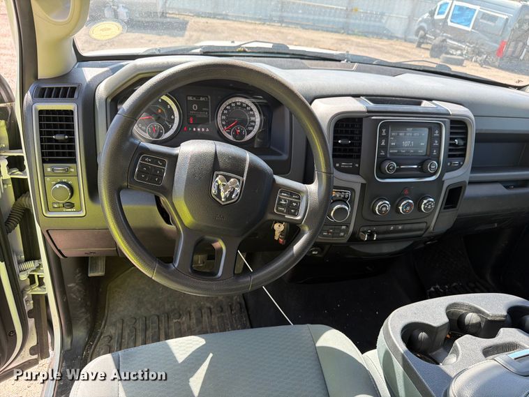 image for item YA3621 2019 RAM 1500 pickup truck