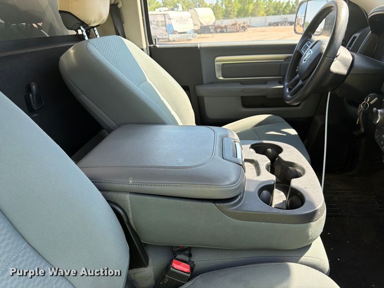image for item YA3621 2019 RAM 1500 pickup truck