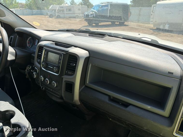 image for item YA3621 2019 RAM 1500 pickup truck