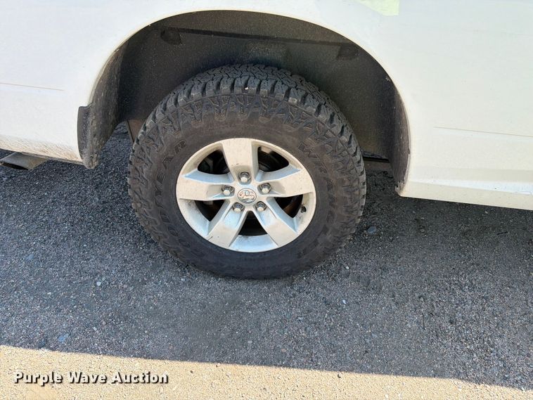 image for item YA3621 2019 RAM 1500 pickup truck