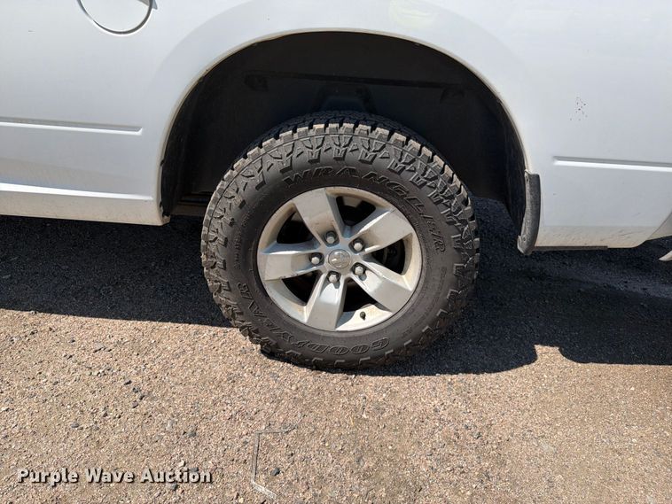 image for item YA3621 2019 RAM 1500 pickup truck
