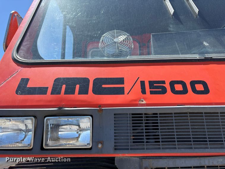 image for item YA3732 1987 LMC 1500 track carrier