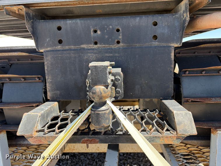 image for item YA3732 1987 LMC 1500 track carrier